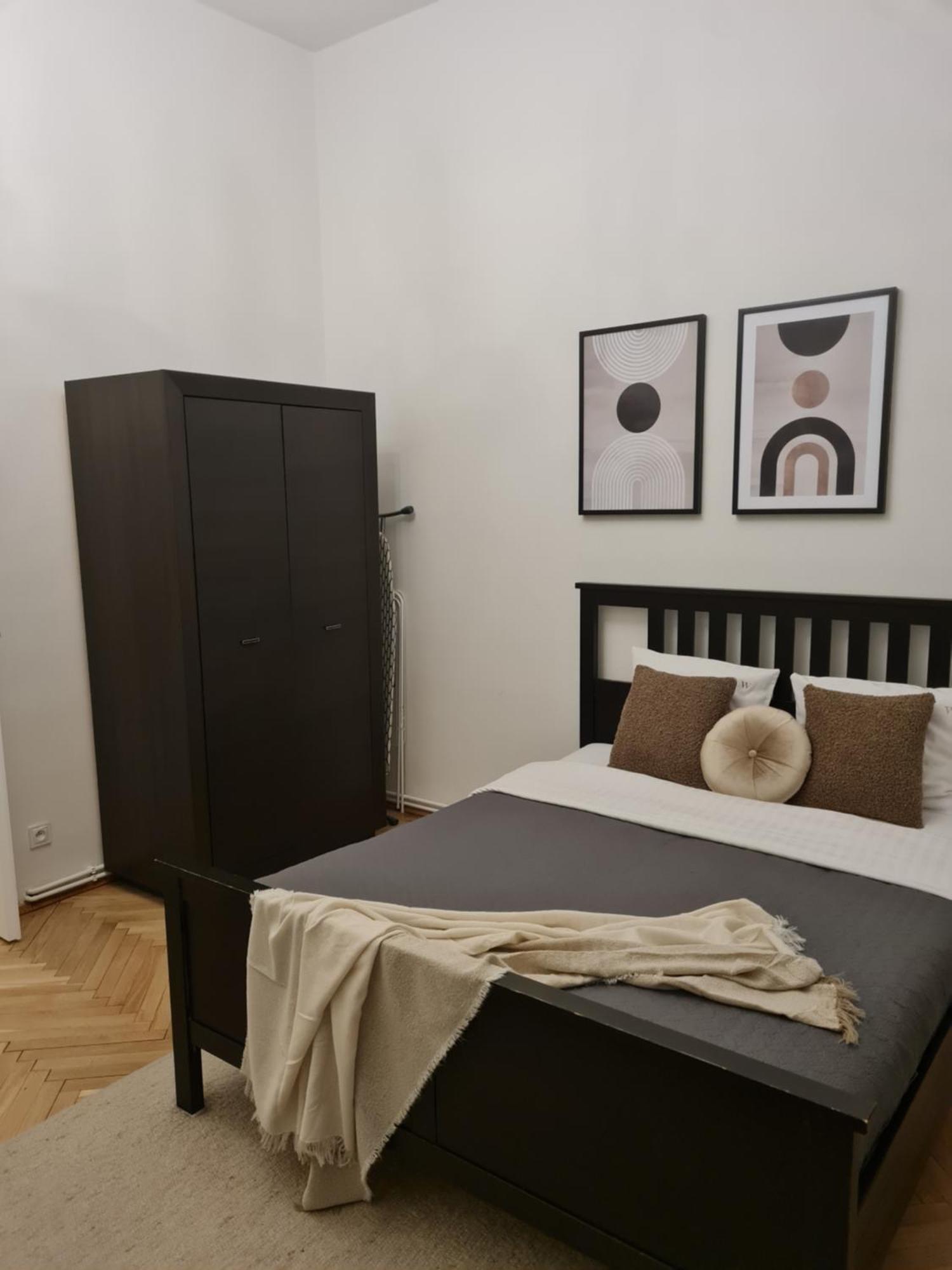 Wawelove Spacious 3 Bedroom Apt 1 Min To Main Sq! Cracóvia Quarto foto